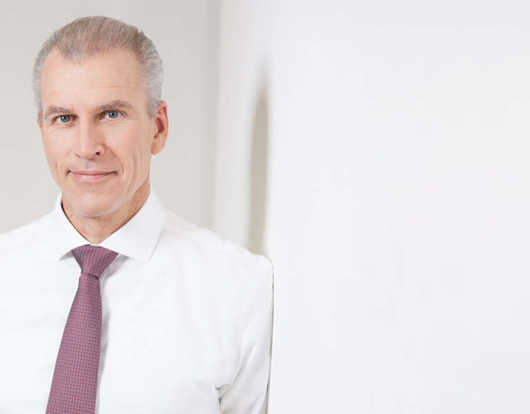 Der Geschäftsführende Gesellschafter Dr. Peter Mrosik spricht über Karrieremöglichkeiten bei profine